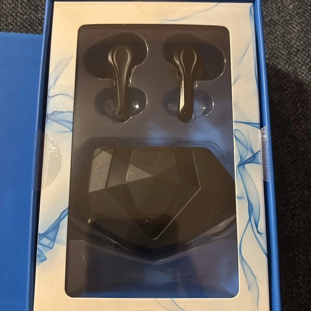 LVLUP PRO True Wireless Gaming Earbuds